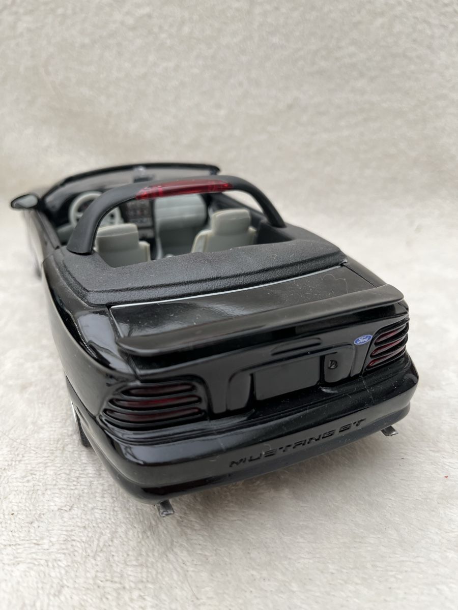 Ford Modellini d'auto: Ford Mustang Cabriolet 1994 – Nuovo (secondo la descrizione) da Oberweningen venduto da mer_2yn9 1