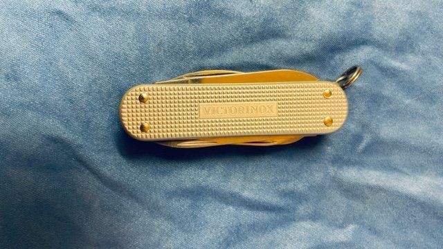 Victorinox Coltelli tascabile: Victorinox MiniChamp Alox Multi Tool – Nuovo (secondo la descrizione) da Dallenwil venduto da jeni152 4