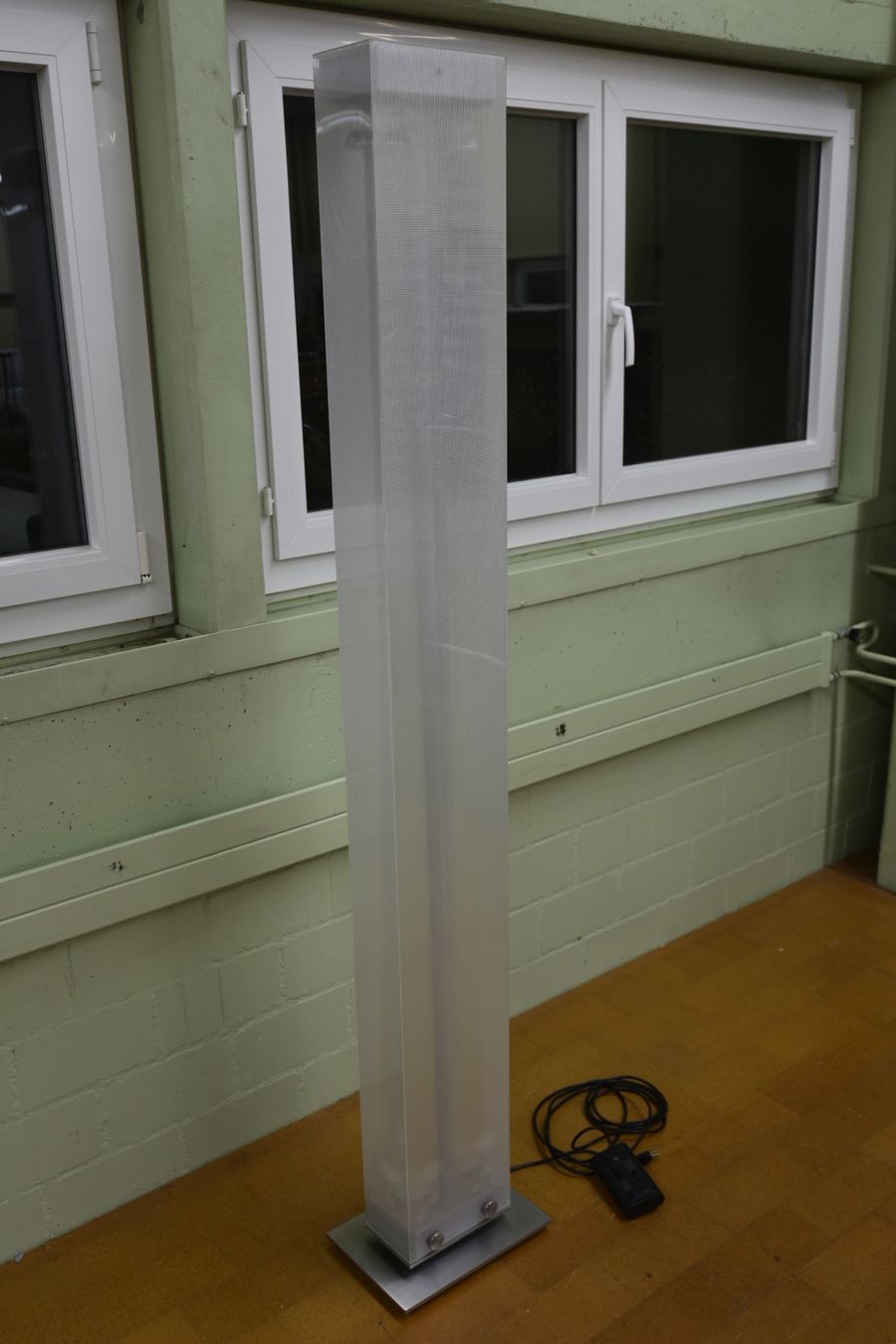 Belux Lampade: Designer Stehlampe Belux Twilight – Usato da Lichtensteig venduto da Polsterwerk 1
