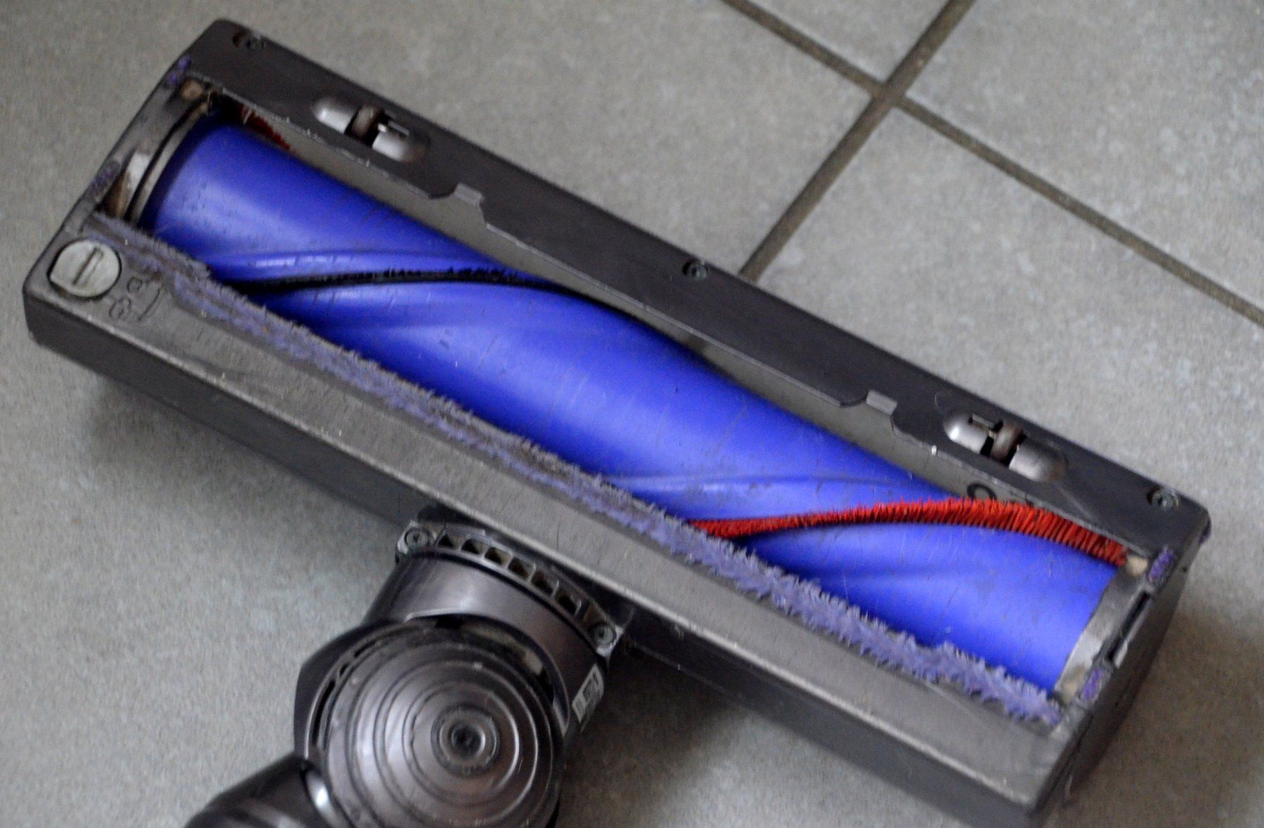Dyson Aspirapolveri & Accessori: Staubsauger Dyson V7 aspirateur – Usato da Collonges venduto da arashee 3