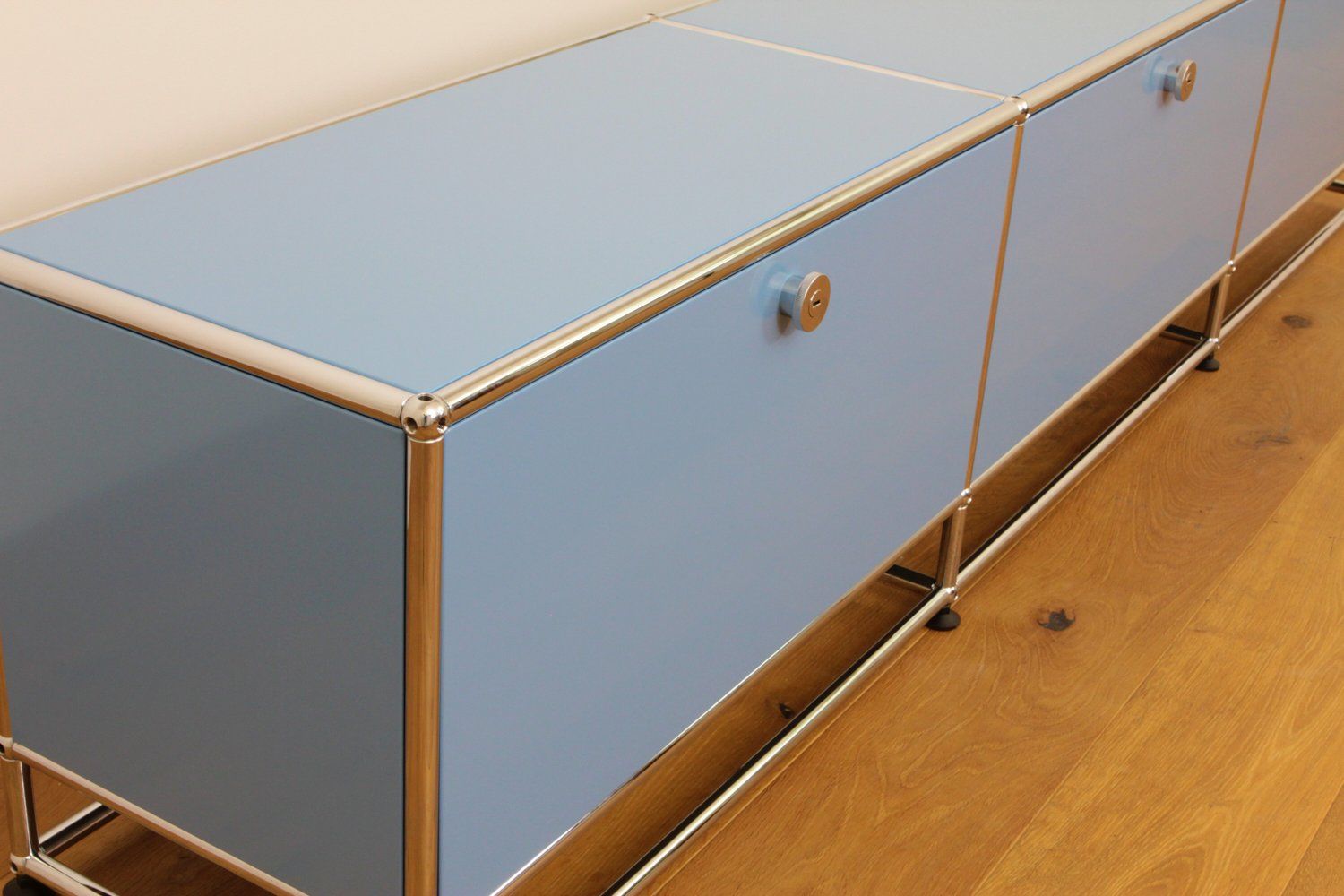 USM TV Möbel: USM Haller Lowboard // UPCYCLED! // NEUE FARBEN – Neu (gemäss Beschreibung) aus Affoltern am Albis von StudioStandard 3
