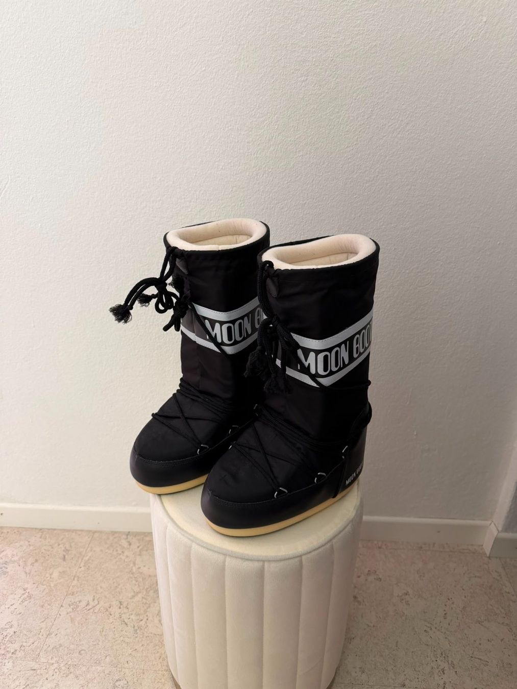 Moon Boot Chaussures femmes: Moon Boot Gr.35-38 wie Neu – Neuf (Voir description) à Triengen par angel112