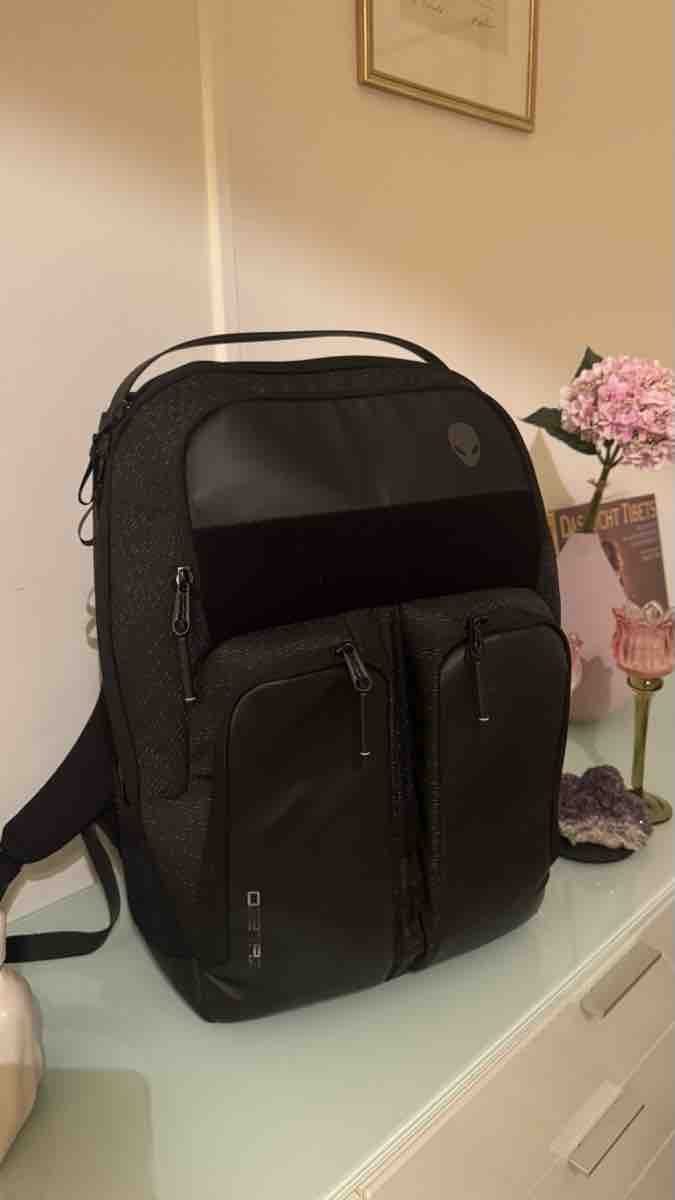 Rucksäcke: Alienware Horizon Gaming Backpack Black – Gebraucht aus Brugg AG von GiovanniVercetti