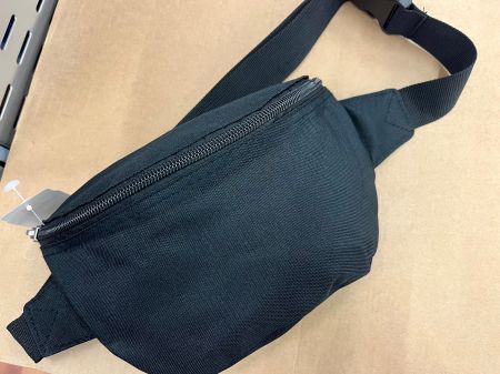 Gürteltasche/Beltbag, schwarz, RV-Fach aussen & Innenfach