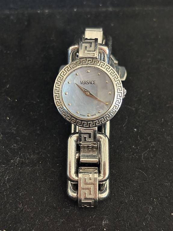 Orologi: Versace Medusa Damenuhr – Usato da Seon venduto da pitschli02