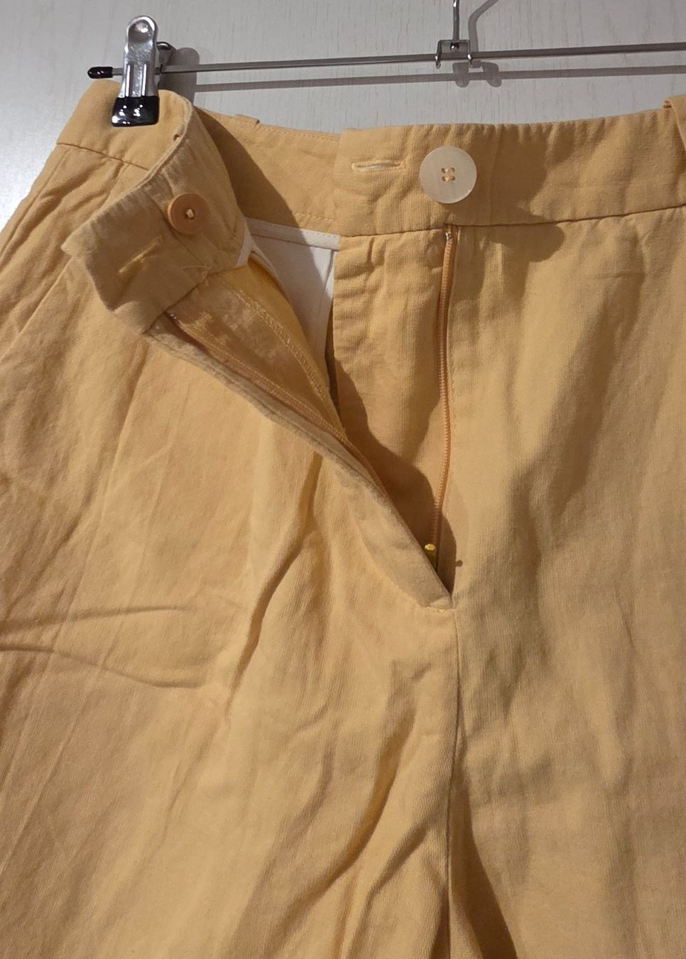 Mango Hosen: Shorts von MANGO (Grösse 36) – Gebraucht aus Zürich von wile_coyote 3