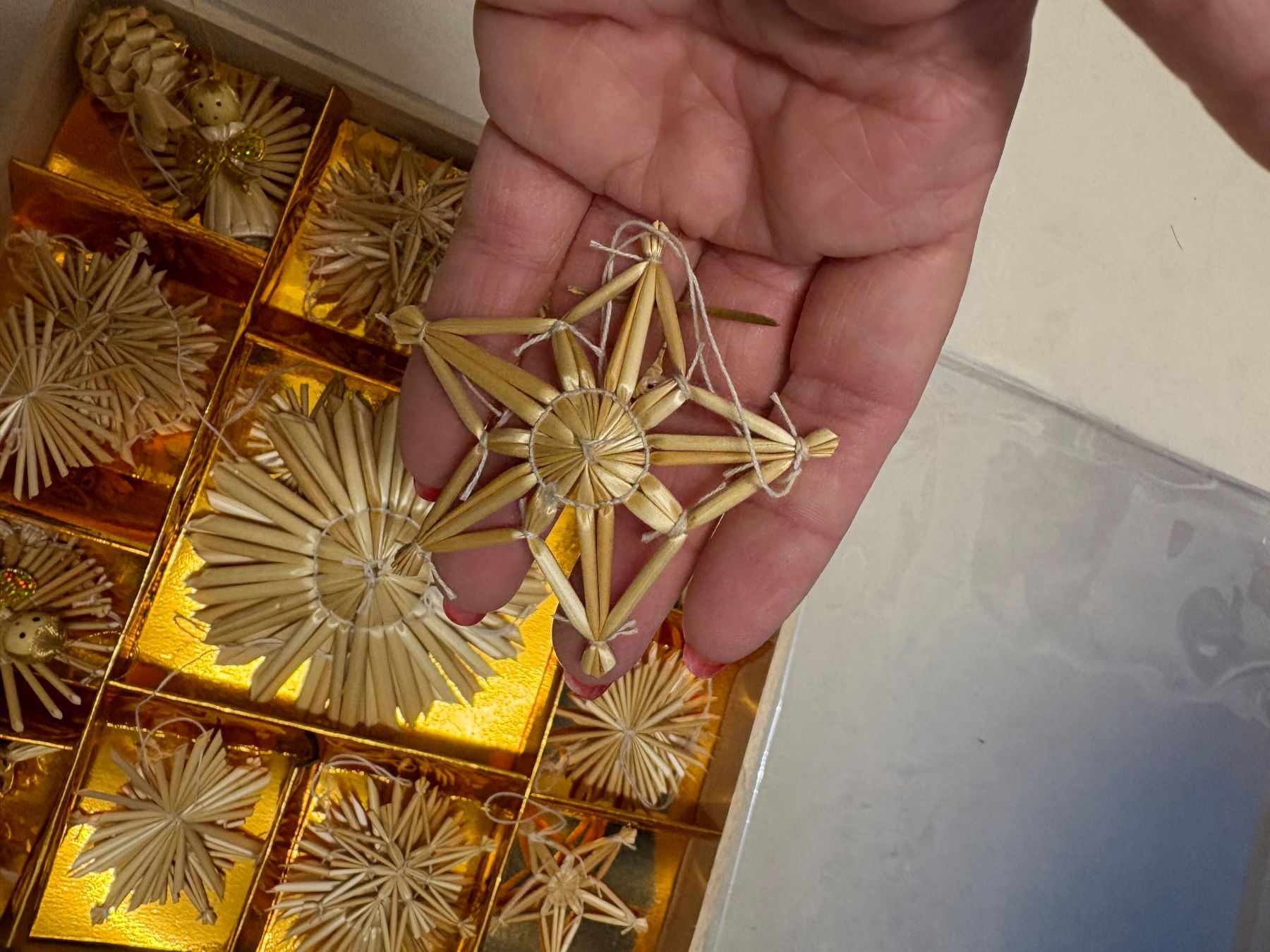 Tutte le decorazioni: Strohsterne-Set, Vintage, Weihnachtsbaumschmuck – Usato da Basel venduto da Tierschutz-Flohmi 4