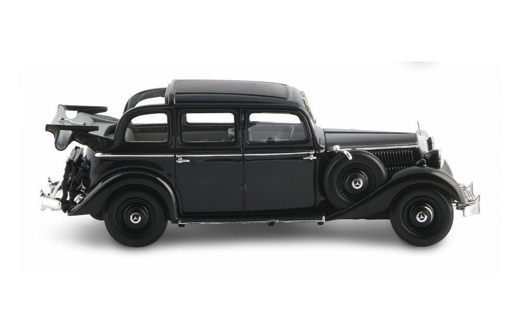 Mercedes-Benz Modellini d'auto: Mercedes Benz 260D Pullmann Landaulet – Nuovo e nell'imballaggio originale da Luzern venduto da aa43modelcars-Luzern 3