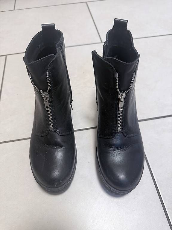 Scarpe da donna: Damen Schuhe Gr. 38 – Usato da Langenthal venduto da AliceAmmann