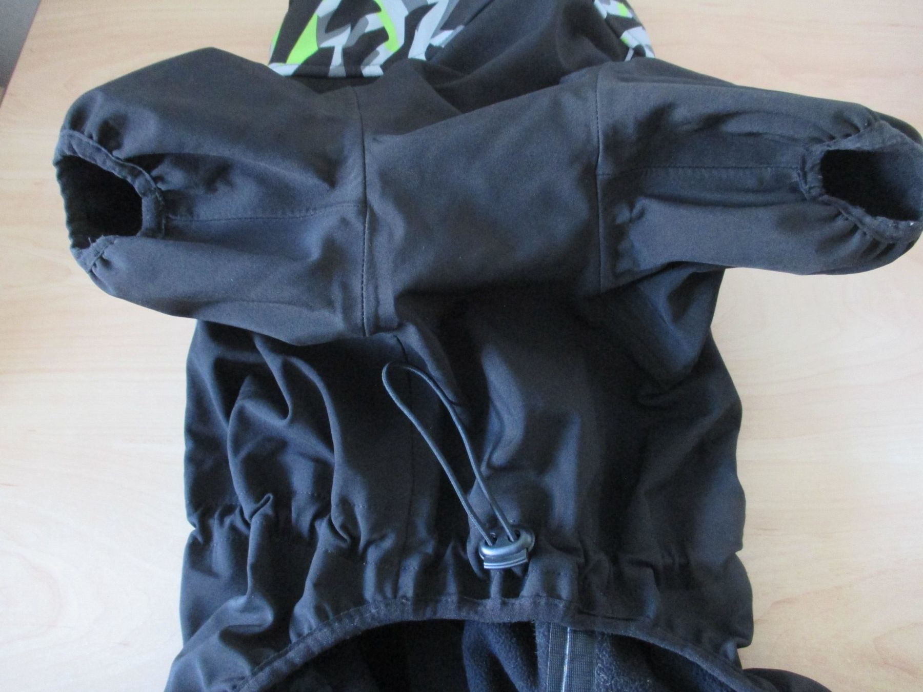 Abbigliamento: Softshell Hundemantel Fleecefutter Gr.55cm von Zoo Plus – Usato da Winterthur venduto da katzen07 2