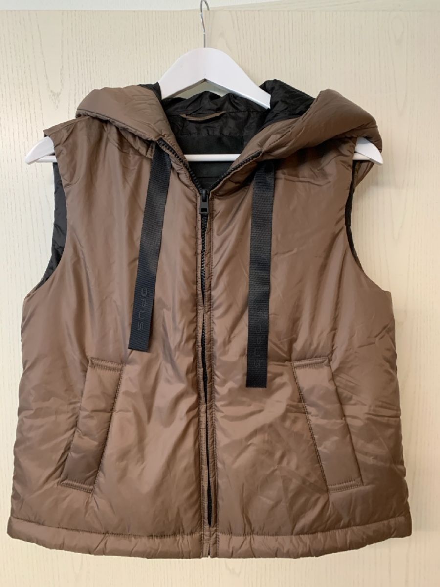 Opus Gilets & Westen: Gilet von Opus braun Grösse 36 – Gebraucht aus Wilen b. Wil von Huibuh