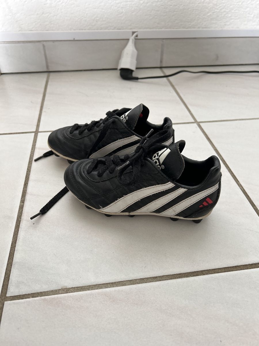 Adidas Scarpe per ragazzi: Fussballschuhe Gr. 30 – Usato da Günsberg venduto da Saendu26 1