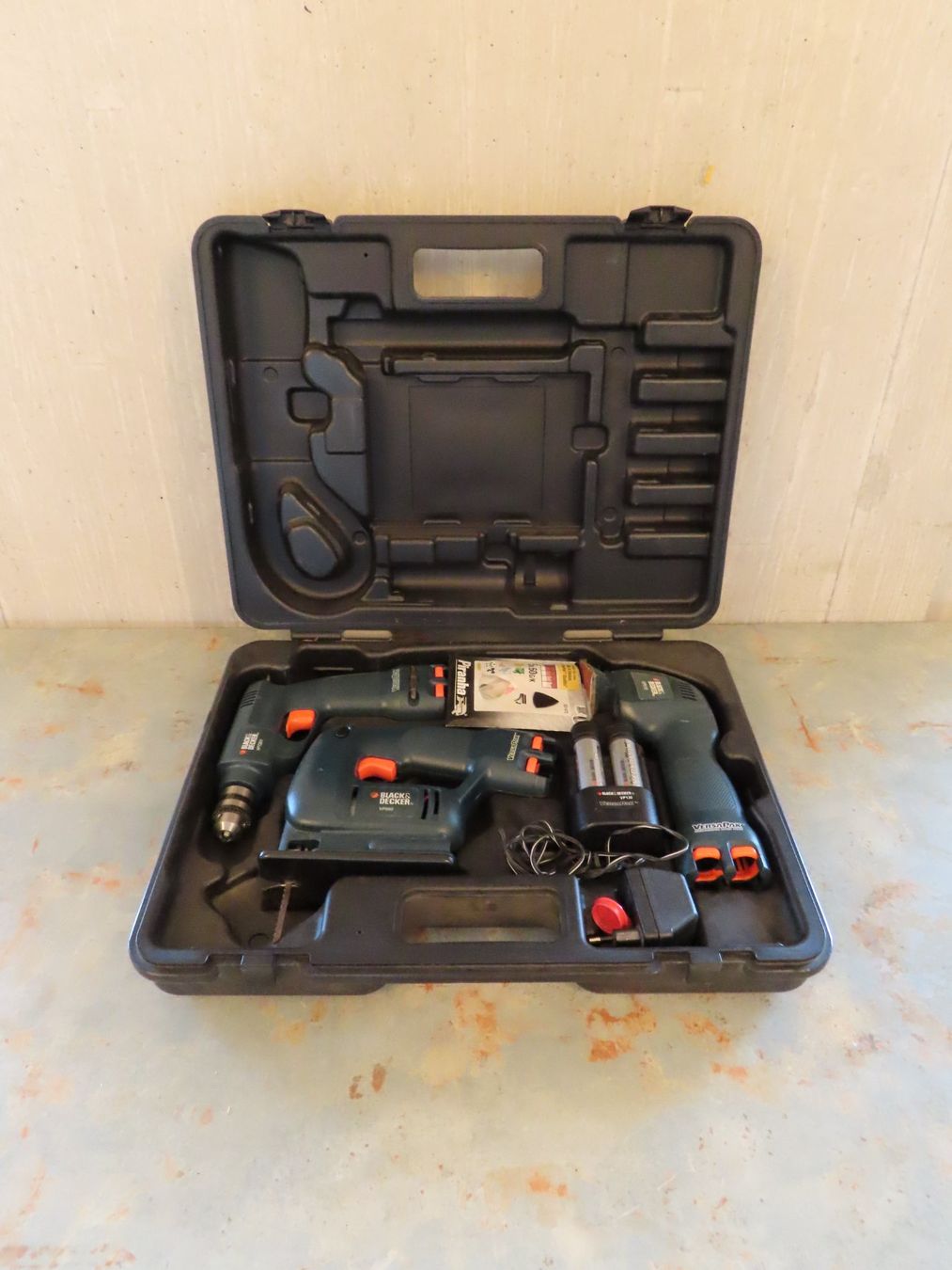 Tutti gli attrezzi: Black & Decker VersaPak 3-in-1 Werkzeugset – Usato da Reinach BL venduto da WBZ-Flohmarkt