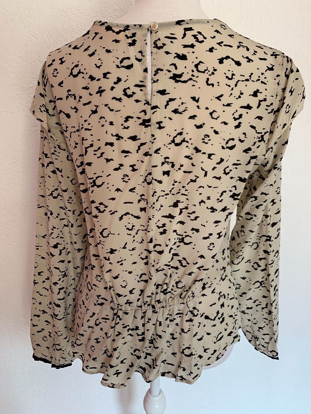Camicette: seidenbluse von custommade – Nuovo e nell'imballaggio originale da Hölstein venduto da dia_7d6n 1