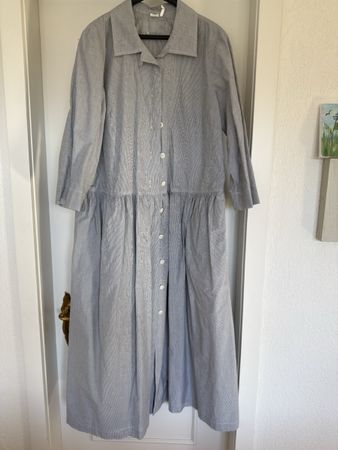 Toast Kleid, Grösse M, gestreift, ideales Sommerkleid!
