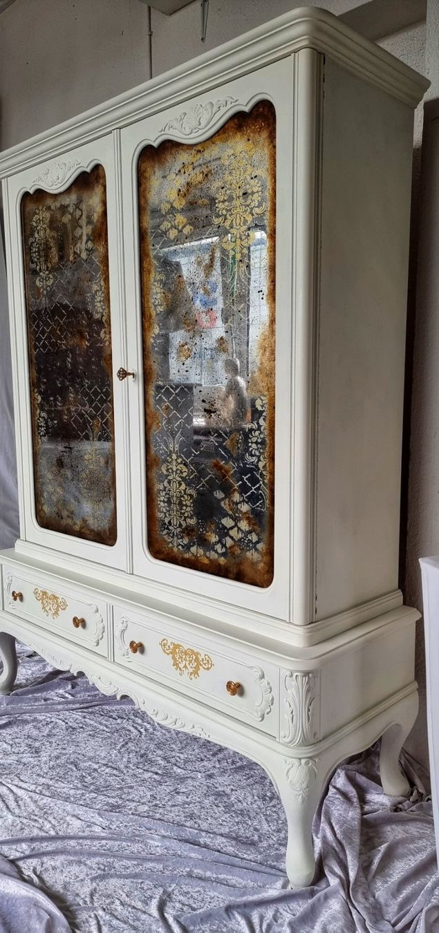 Vetrine: Sehr schöne zweiteilige Vitrine – Usato da Pfäffikon SZ venduto da hrs_k2tn 3
