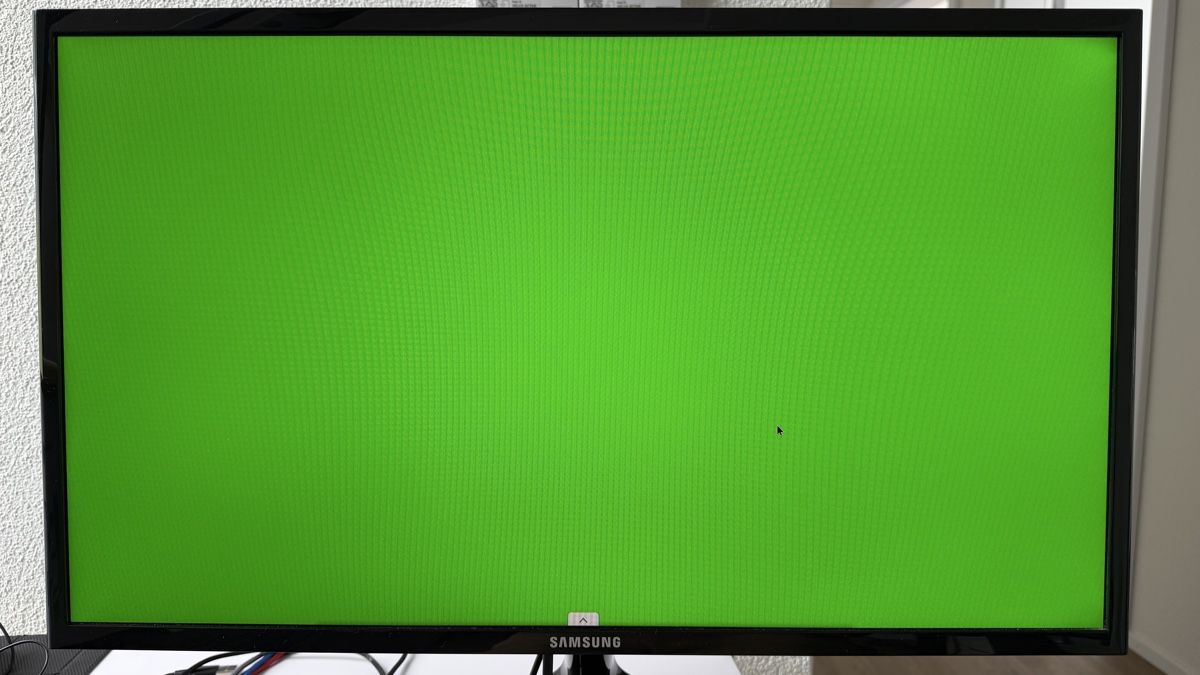 Samsung Monitore: Monitor Samsung S24F354FHU – Gebraucht aus Bollingen von dmi_dnh8 6
