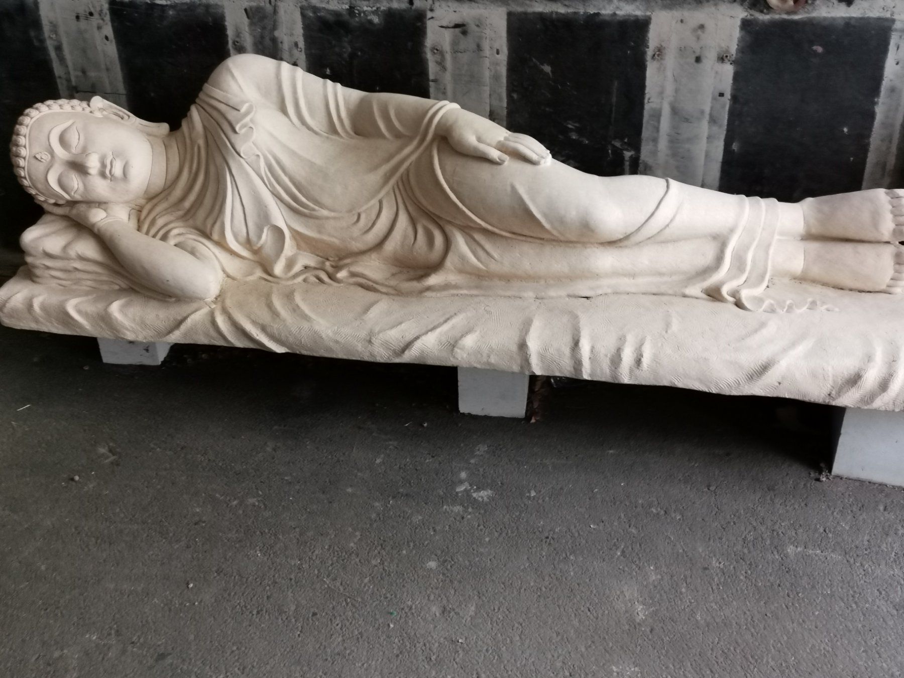 Sculture & Statue: Buddha Statue 130 cm, liegend – Usato da Hilterfingen venduto da Sabilui 5