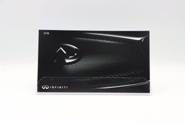 Infiniti Prospektkarten Tischkalender 2015