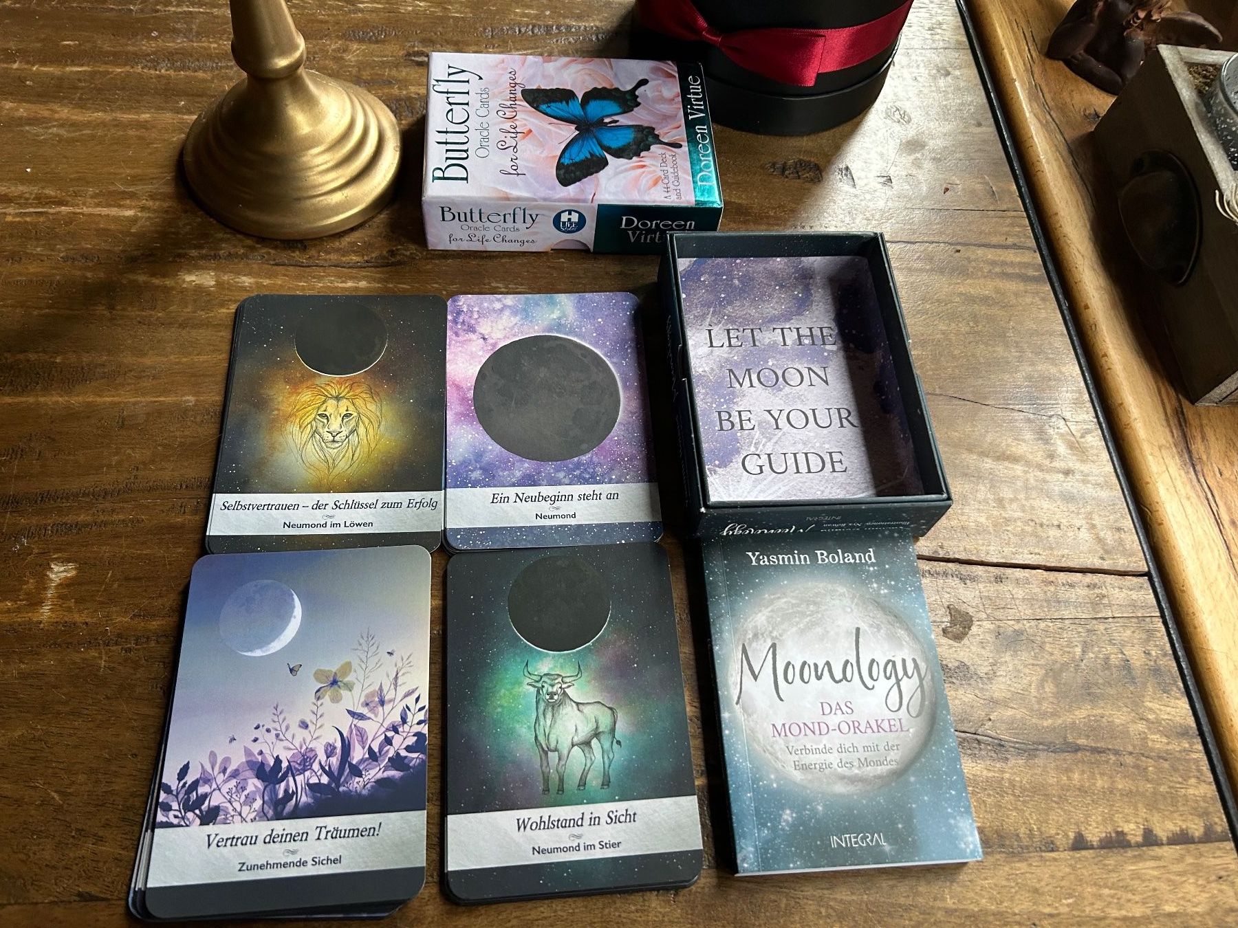 Libri: Büchlein + Karten Butterfly & Moonology – Nuovo (secondo la descrizione) da Schaffhausen venduto da amwr 2
