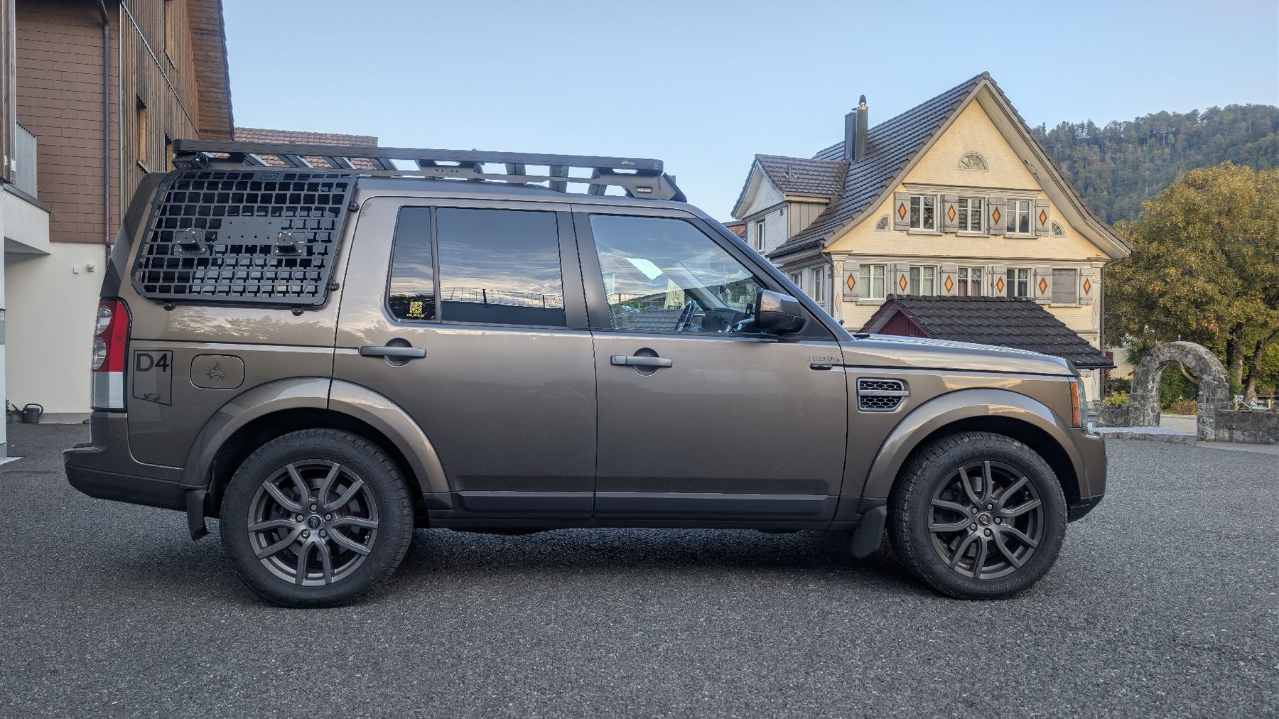 Land Rover Autos: Land Rover Discovery 4 2010 – Gebraucht aus Brunnadern von MrKitsune 7