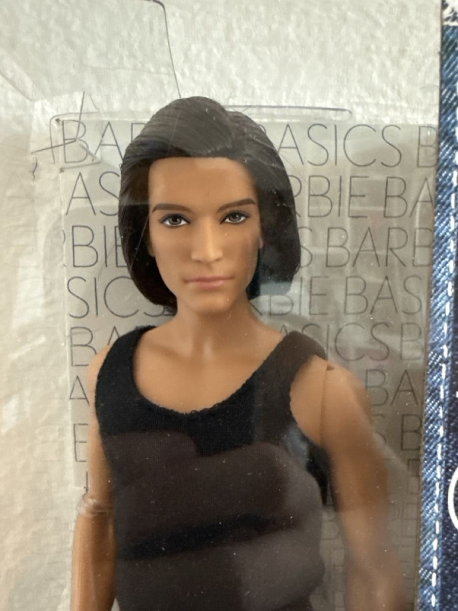 Poupées: Barbie Basics Ken Model 15 – Neuf avec emballage d'origine à Altstätten SG par hsc_7wn6 1
