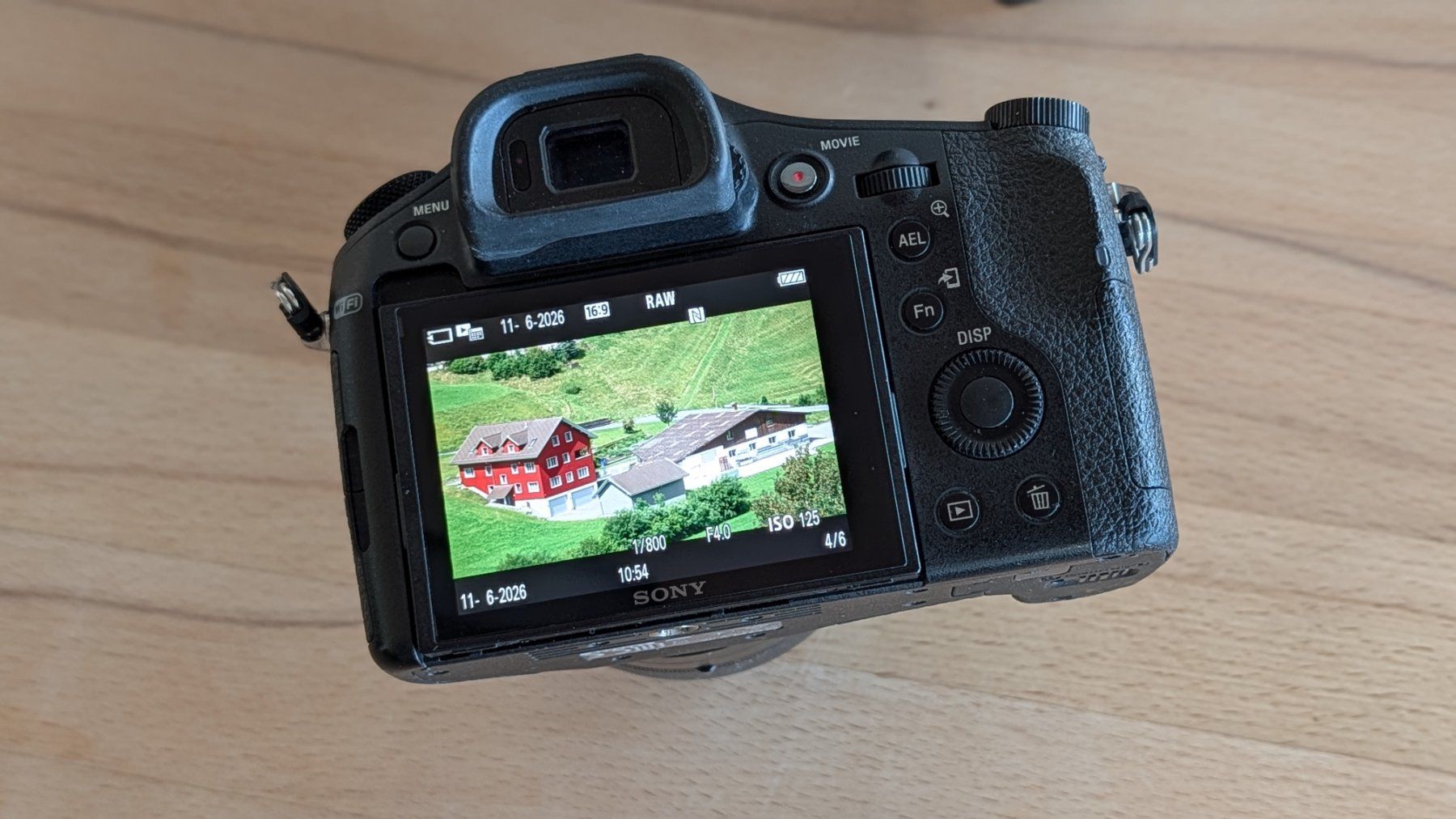 Sony Kamera: SONY DSC-RX10 – Gebraucht aus Menzingen von S.F.T 3