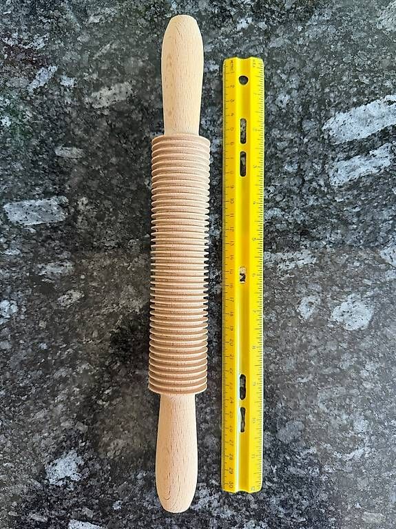 Elettrodomestici da cucina: Fettuccine rolling pin – Nuovo (secondo la descrizione) da Zürich venduto da emi_j76q 1