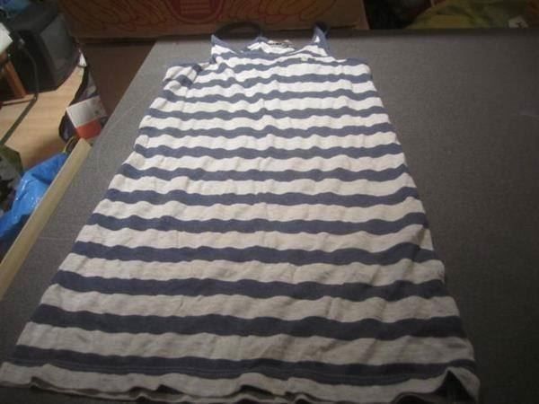Camicette, T-shirt & Top: Top ca. Grösse 140, grau/blau, gestreift – Usato da Zürich venduto da abraxas1291