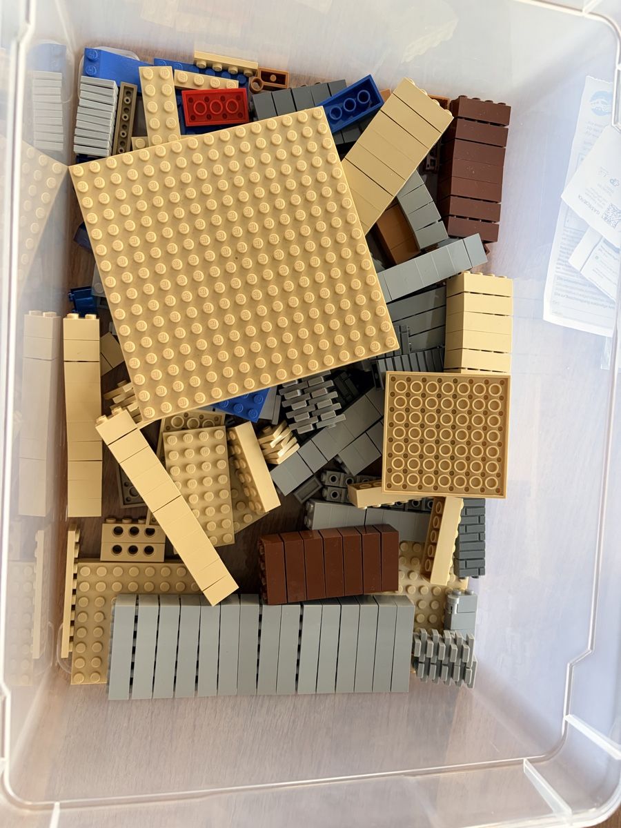 Lego Spielzeuge: Lego Minecraft 21121 - WÜSTENAUSSENPOSTEN – Gebraucht aus Zürich von Ayura06 1