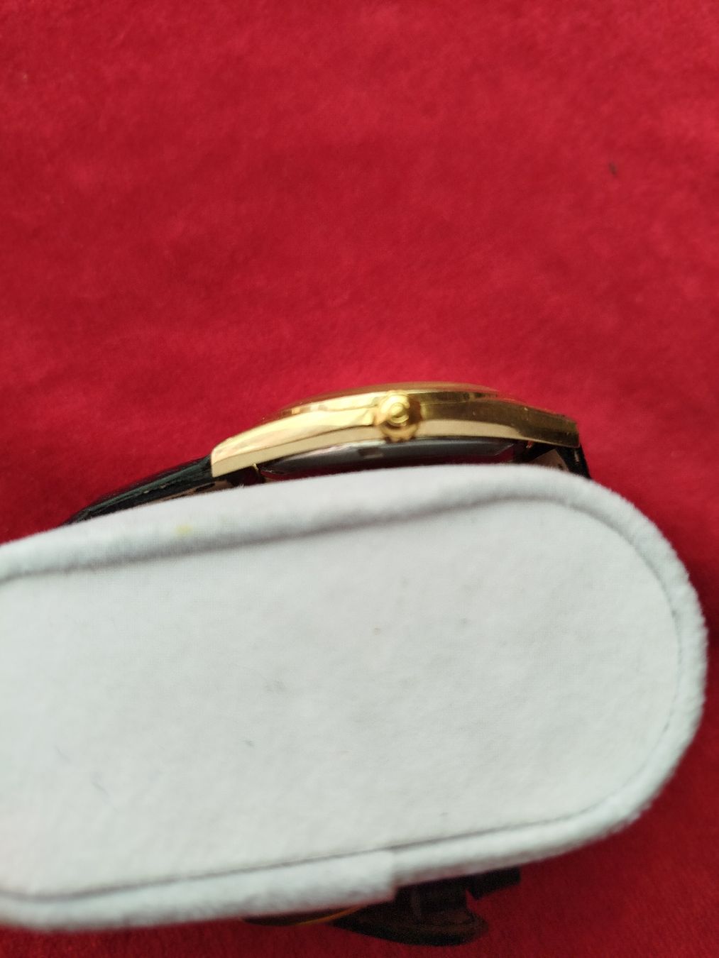Omega Montres: Omega – D'occasion à Delémont par mos_9927 2
