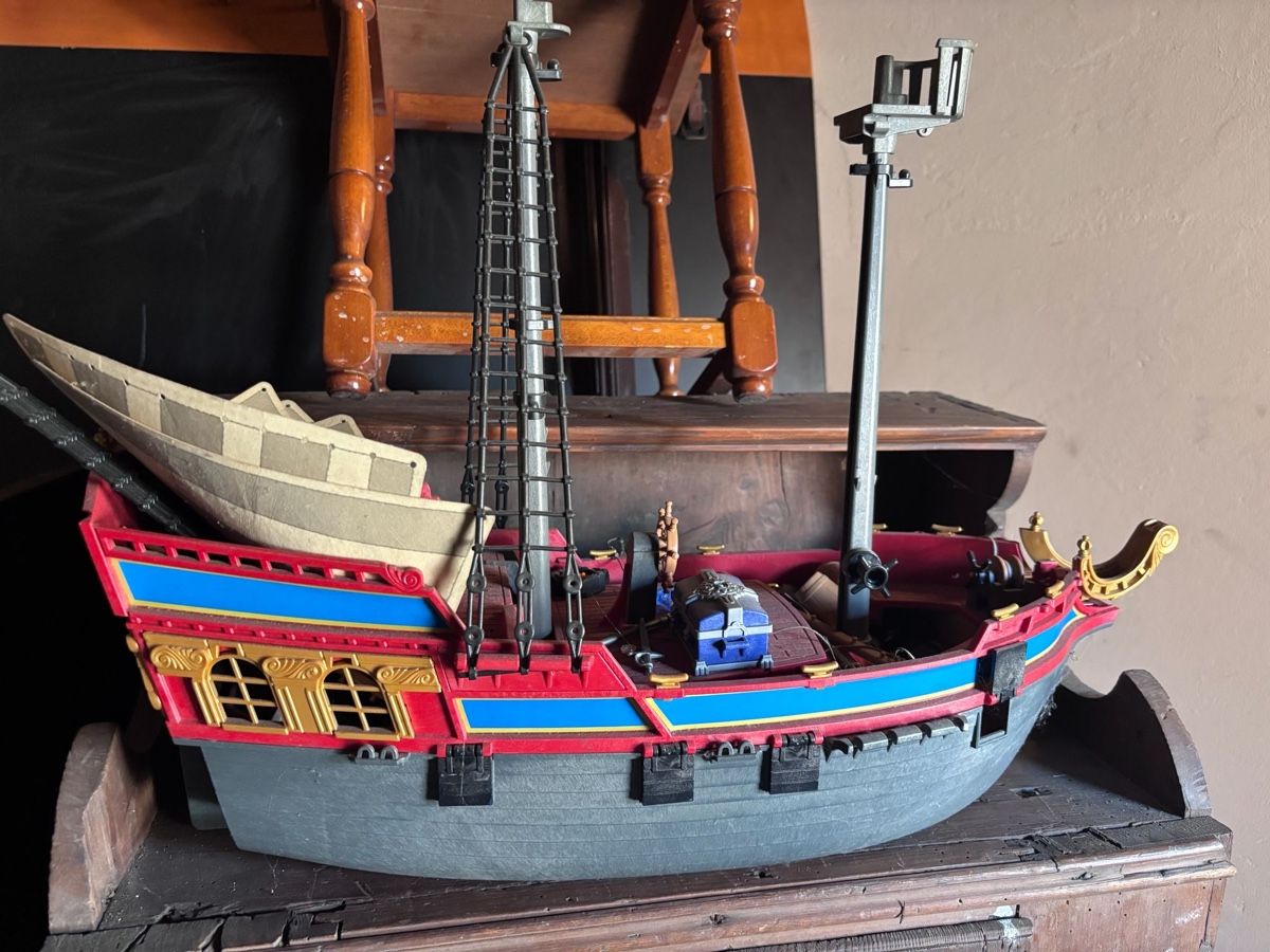 Playmobil Spielzeuge: Playmobil Piratenschiff – Gebraucht aus Basel von and_pky9