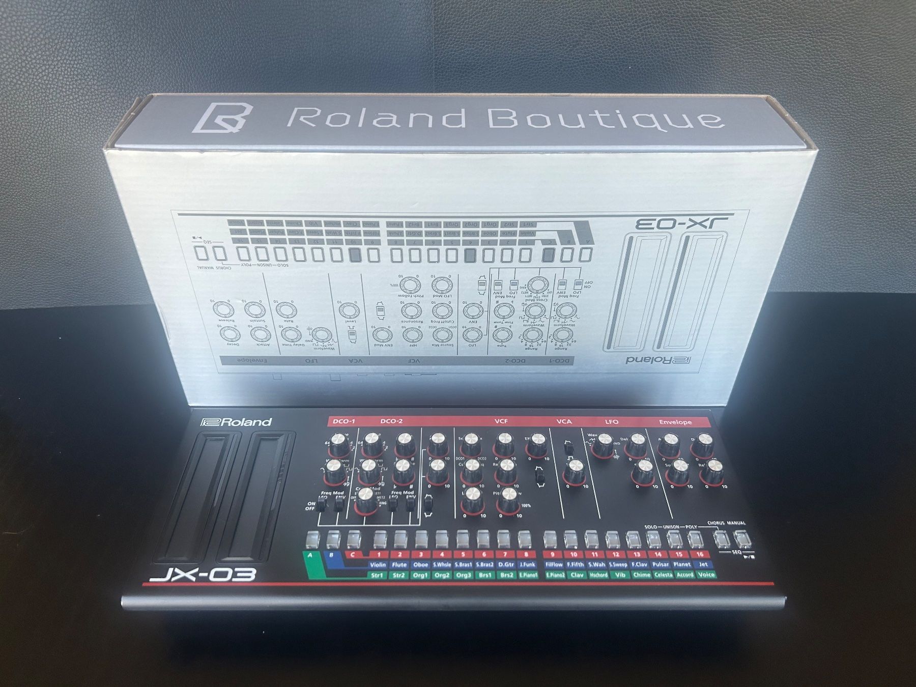 Roland Instruments de musique: Roland JX-03 Synthesizer – D'occasion à Mägenwil par fit_xt5s