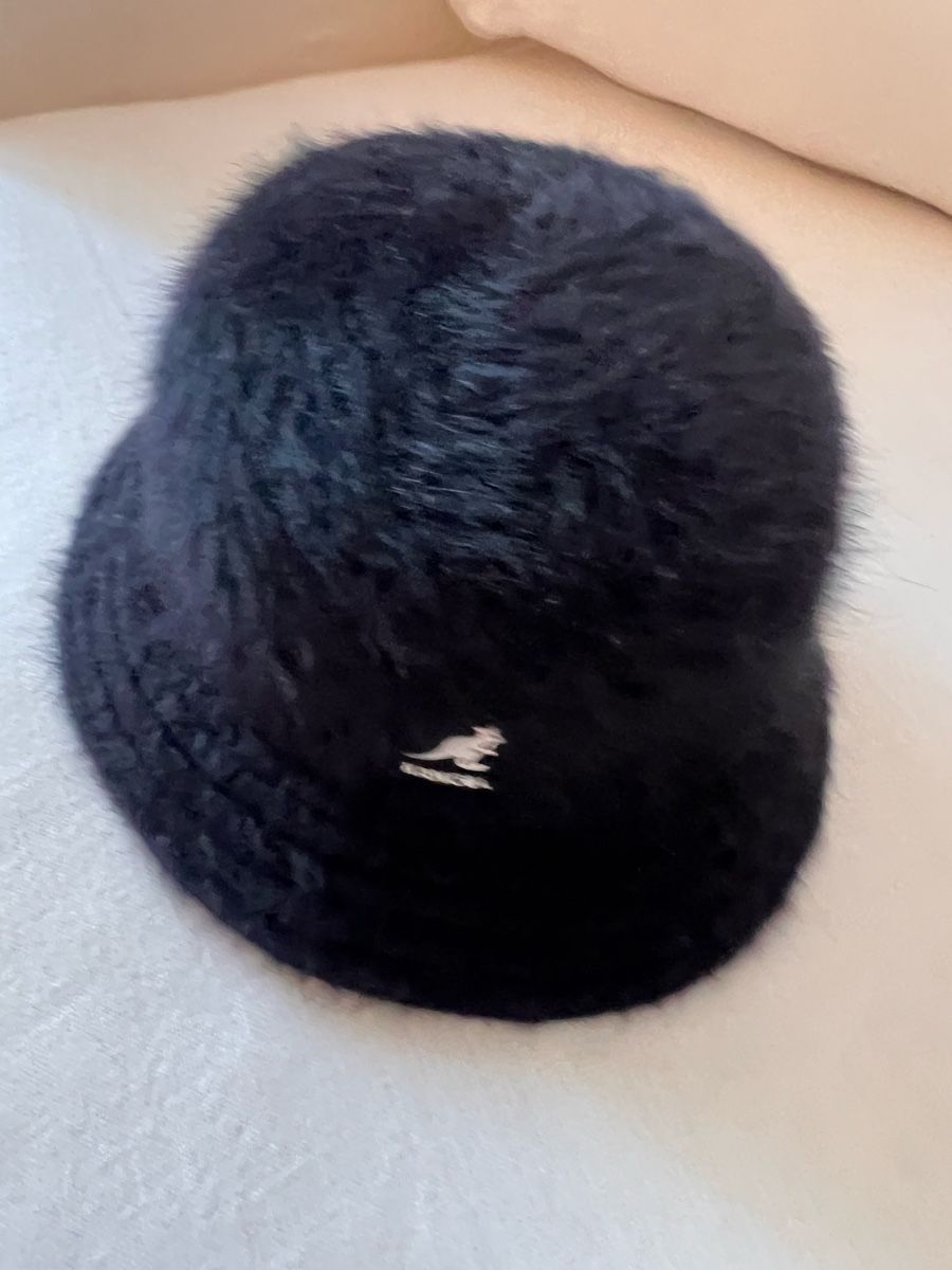 Kangol Copricapi, berretti & cappellini: Kangol furgora hat black - small – Nuovo (secondo la descrizione) da Genève venduto da esc_t9cj 1