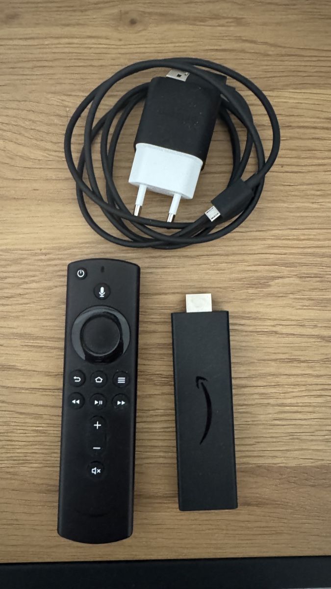 Amazon Multimediaplayer & Streamer: Amazon Fire TV – Gebraucht aus Bern von ynk.grndr 1