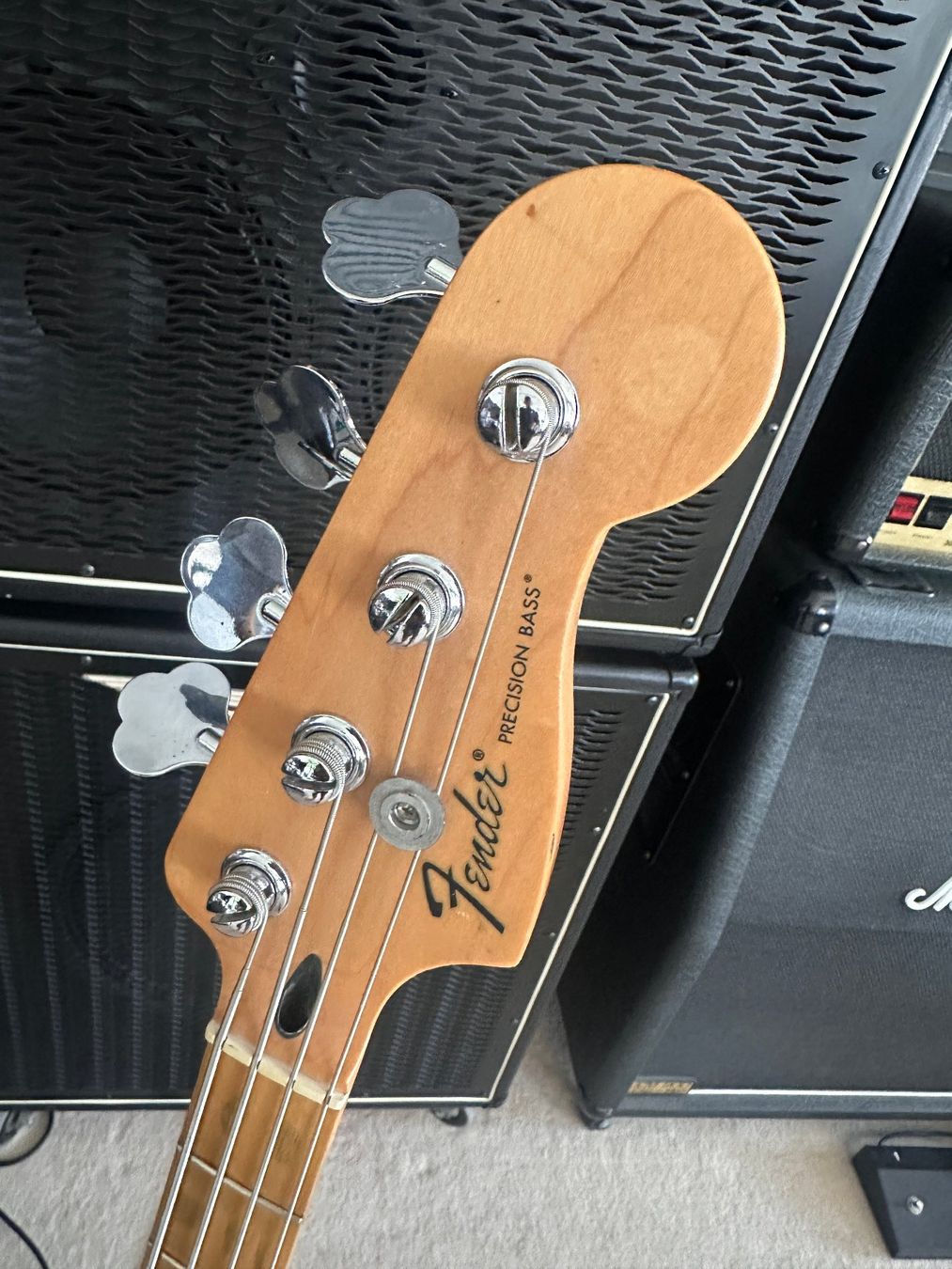 Fender Strumenti musicali: Fender Precision Bass 2011 – Usato da Dachsen venduto da ColdChisel 4