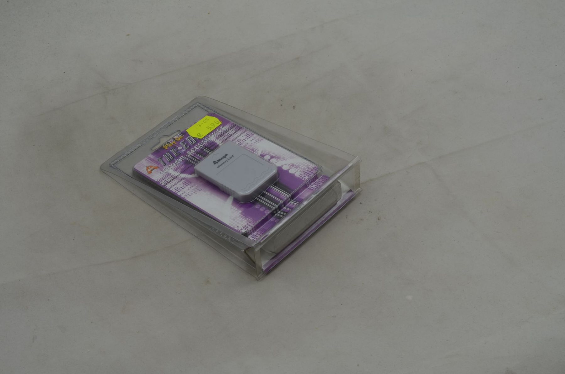 Memory unit & Memory card: The Edge 4MB Memory Card GameCube OVP – Nuovo e nell'imballaggio originale da Buchs AG venduto da SellAndBuyX