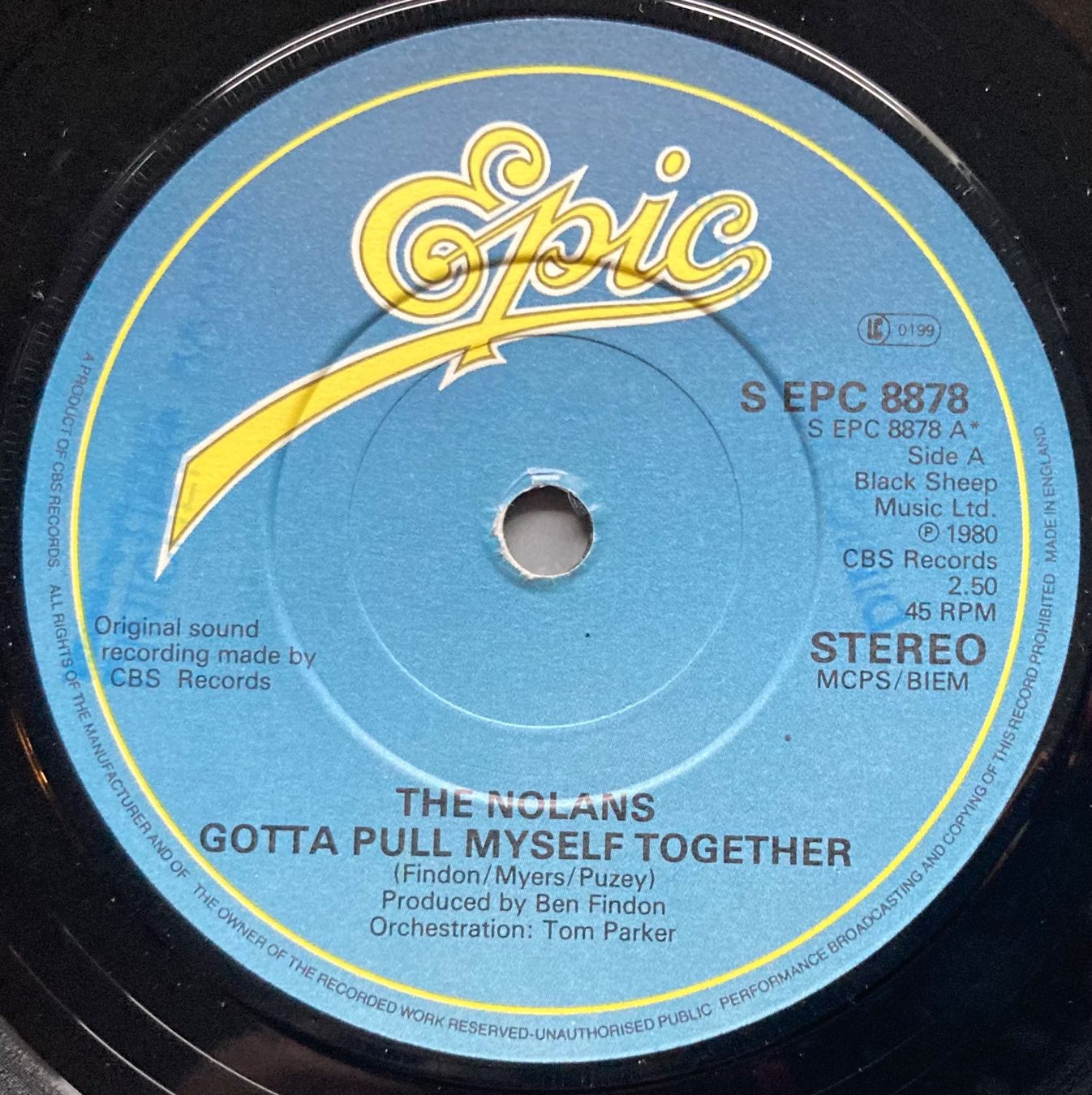 Vinyles: THE NOLANS - GOTTA PULL MYSELF TOGETHER – D'occasion à Poliez-Pittet par Newtown-Records 2