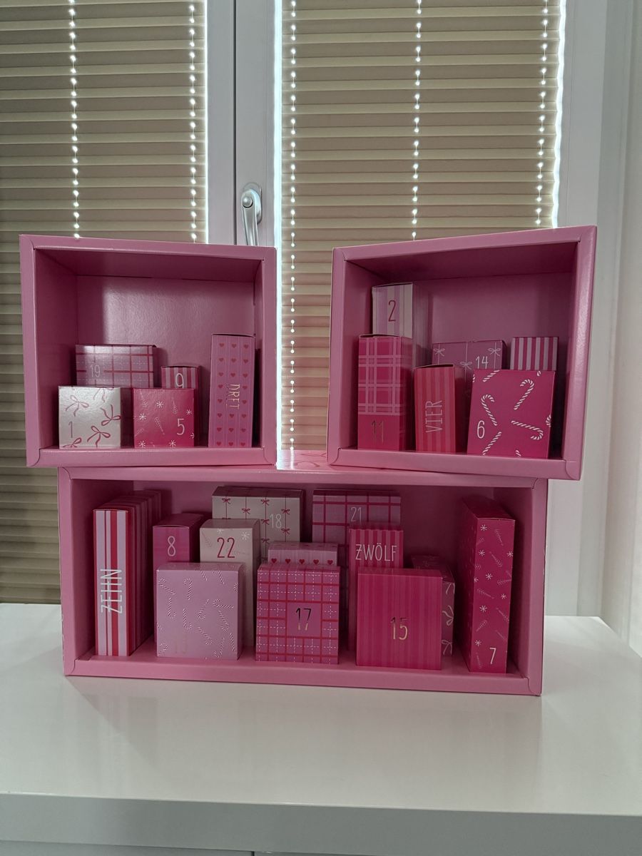 Calendari: Adventskalender pink - rosa – Nuovo (secondo la descrizione) da Basel venduto da jetzt-wird-gemistet 1