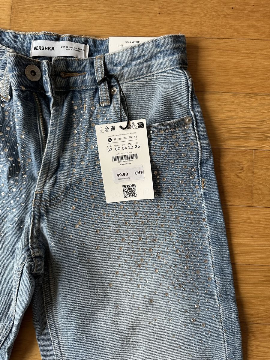 Bershka Jeans: Bershka jeans – Nuovo e nell'imballaggio originale da Carouge GE venduto da cytoplan 1