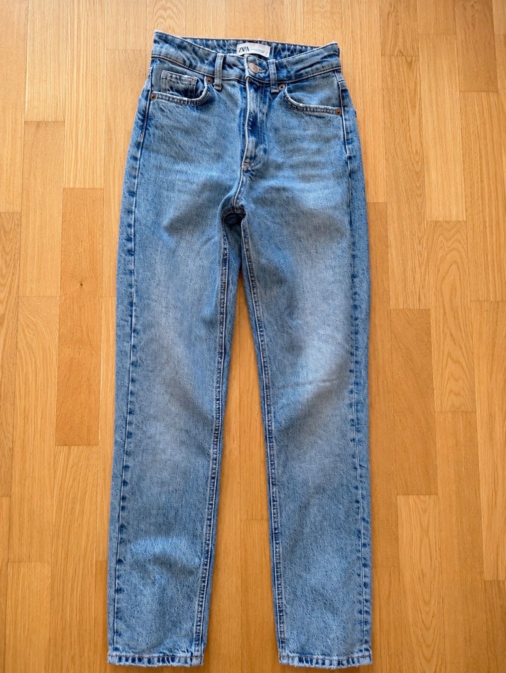 Zara Jeans: Zara Jeans, Size EUR 32 – Usato da Zürich venduto da Victoria_T