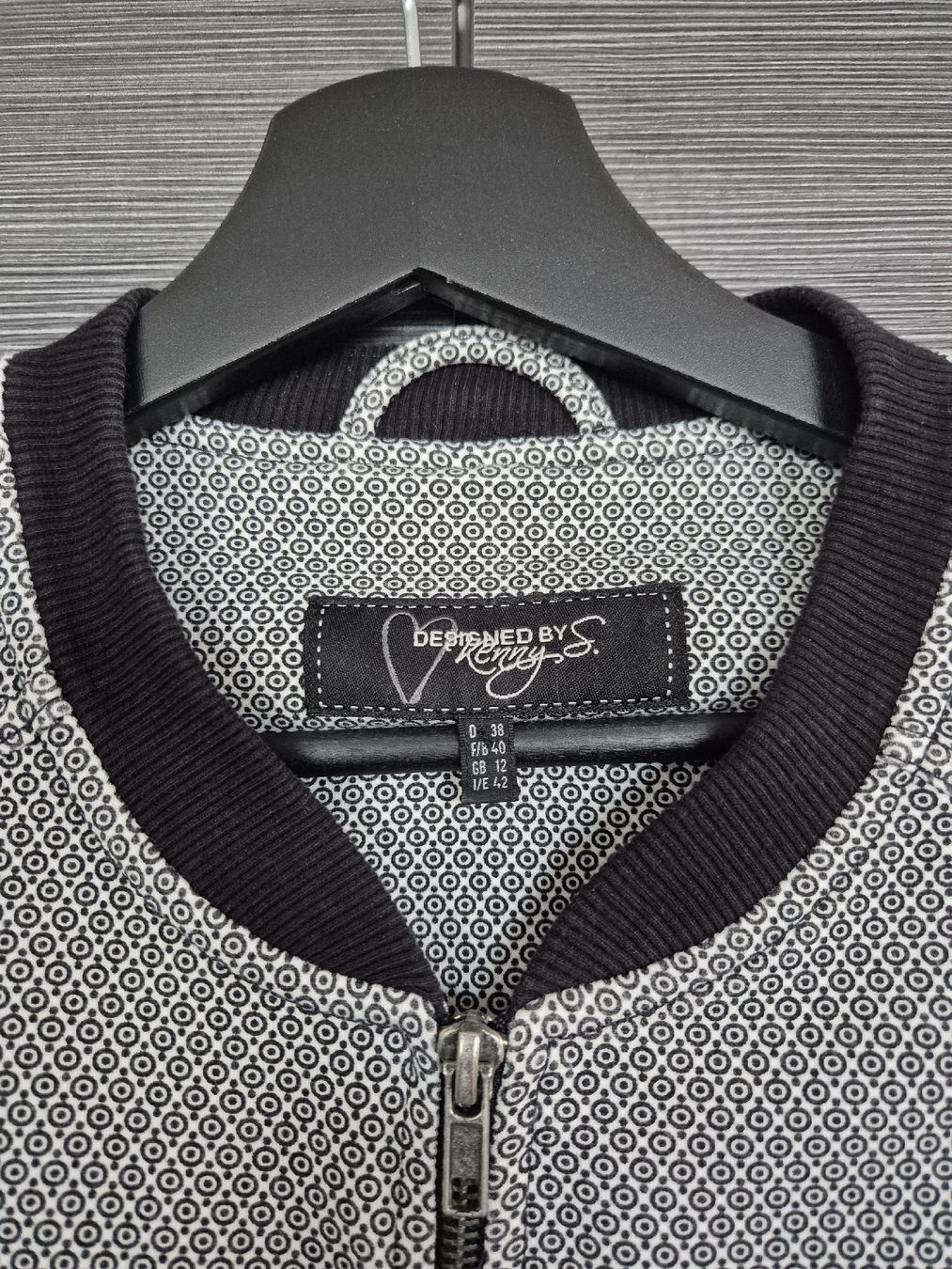 Giacche: Übergangsjacke/ Bomberjacke von Cherry S. Gr. 38 Top – Usato da Römerswil LU venduto da cfm_j789 1