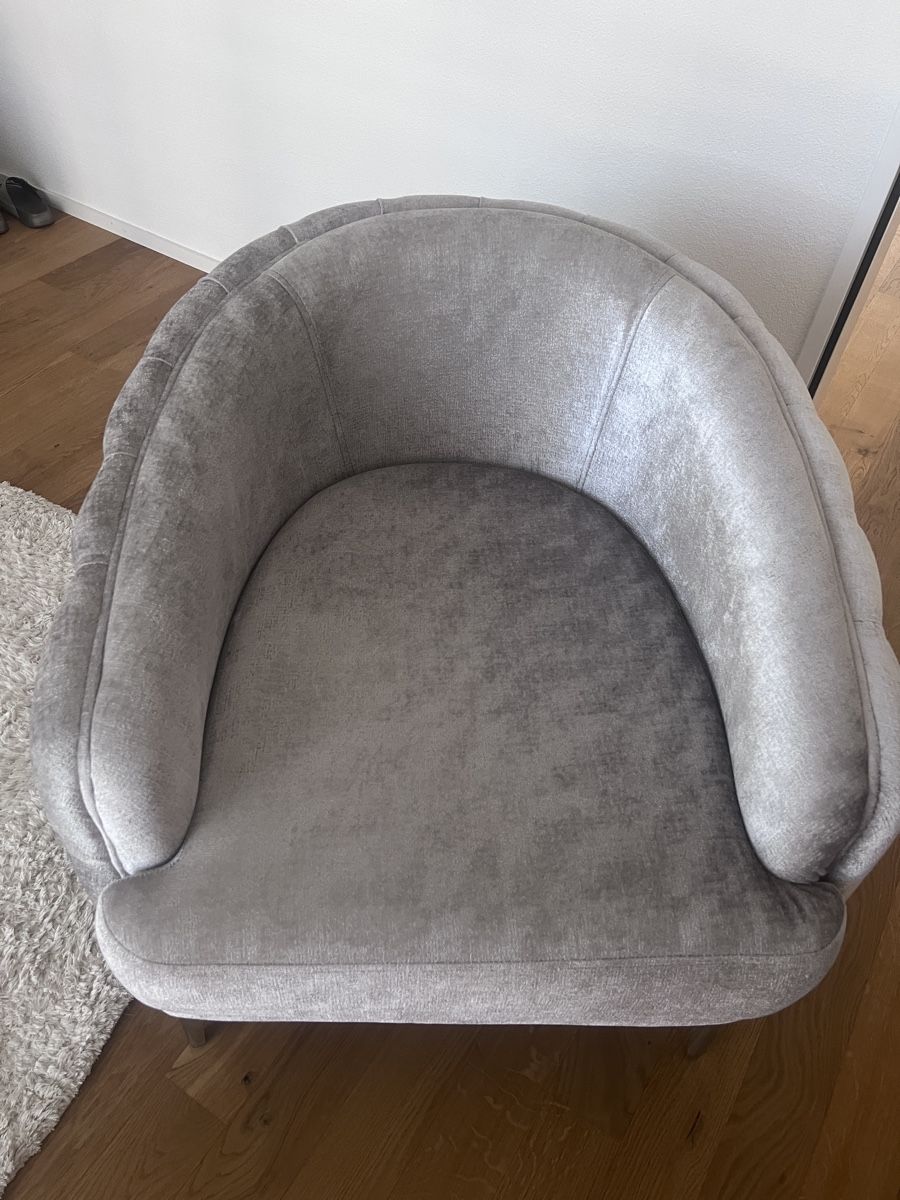 Poltrone: Gemütlicher Sessel, hellgrau, neu – Nuovo (secondo la descrizione) da Root venduto da Fashionhomeandmore