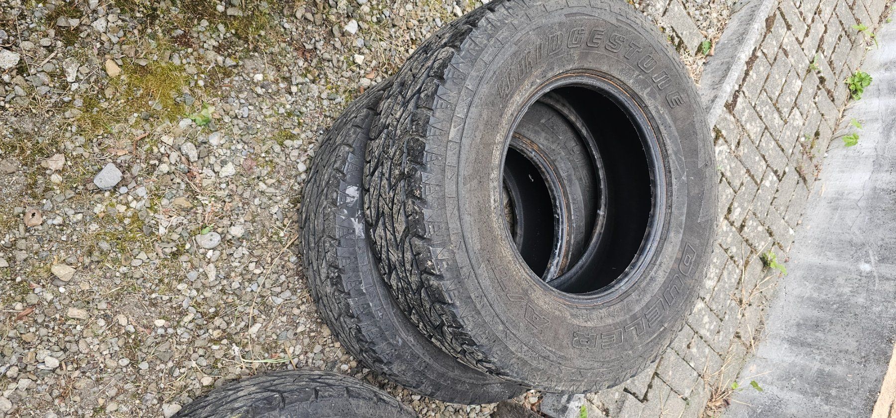 Altro in Scrittura & Disegno: Reifen 275/70R16 – Usato da Windisch venduto da FH13 3