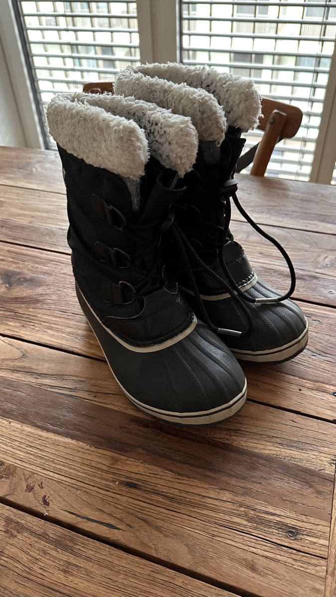 Sorel Scarpe da uomo: Warme Winterboots Grösse 37 – Usato da Dübendorf venduto da TojaRose