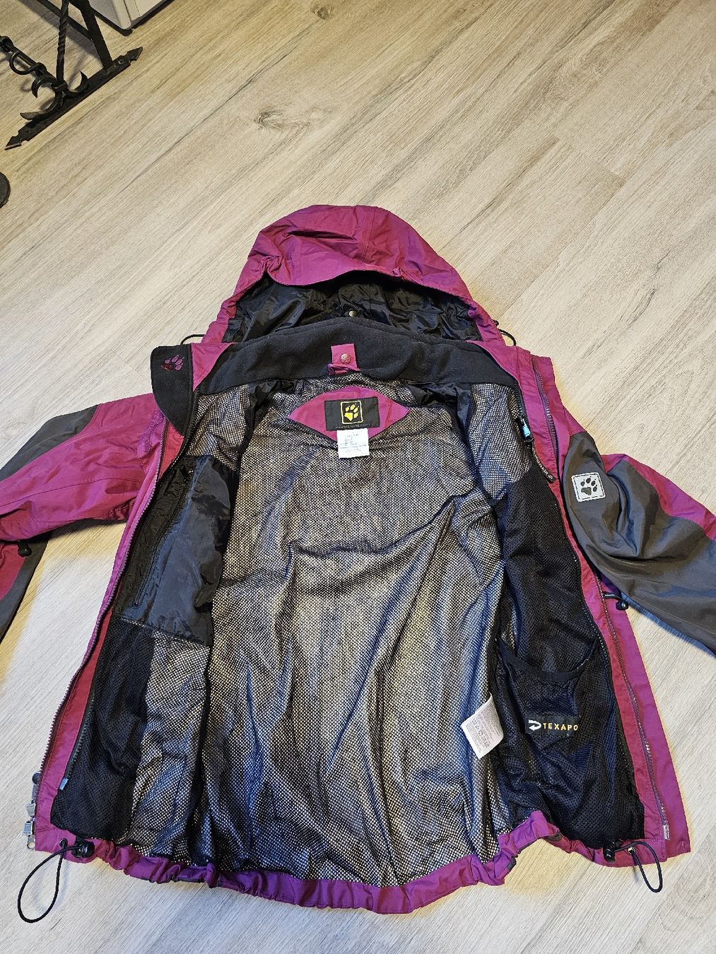 Jack Wolfskin Giacche: Jack Wolfskin Regenjacke XS – Usato da Kiental venduto da MeSa_Niesen 2