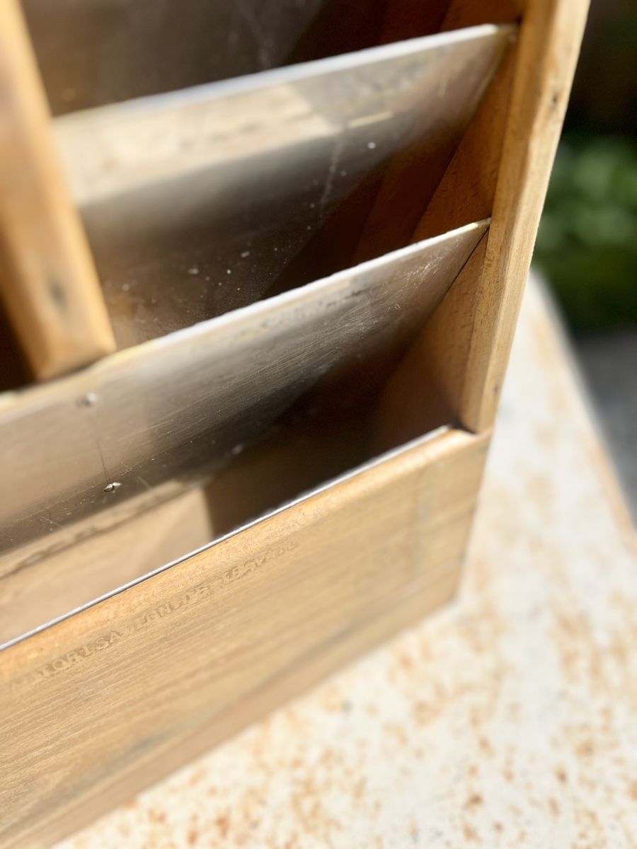 Holzartikel: Kartenhalter Wandregal mit Fächern – Gebraucht aus Sirnach von dasrosahaus 2