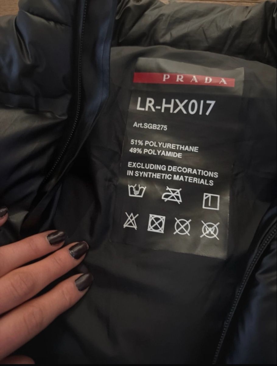 Prada Gilets & Westen: Prada Weste – Gebraucht aus Zürich von pau_2bhp 2