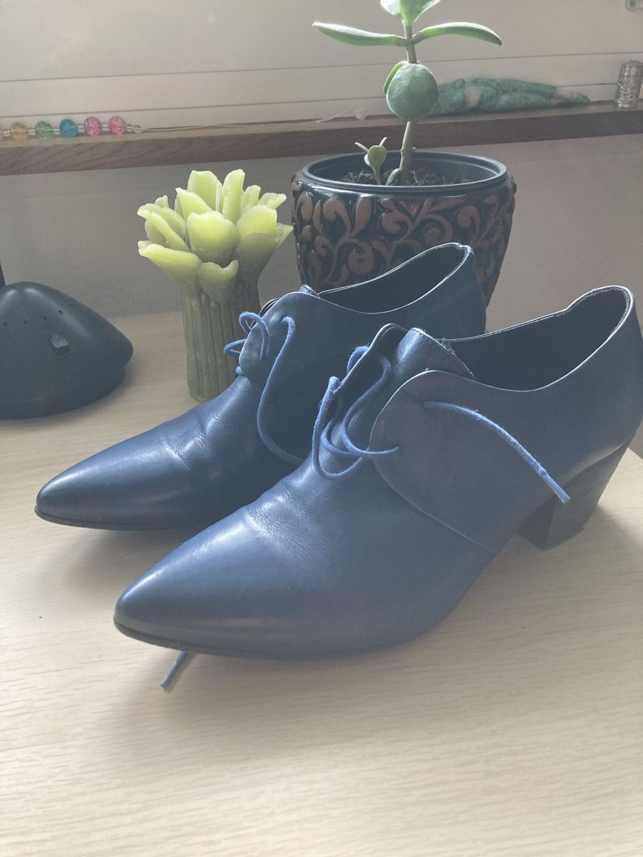 Vic Matié Damenschuhe: Vic Matie Schnürpumps 39,5 – Gebraucht aus Schaffhausen von christamawe 2