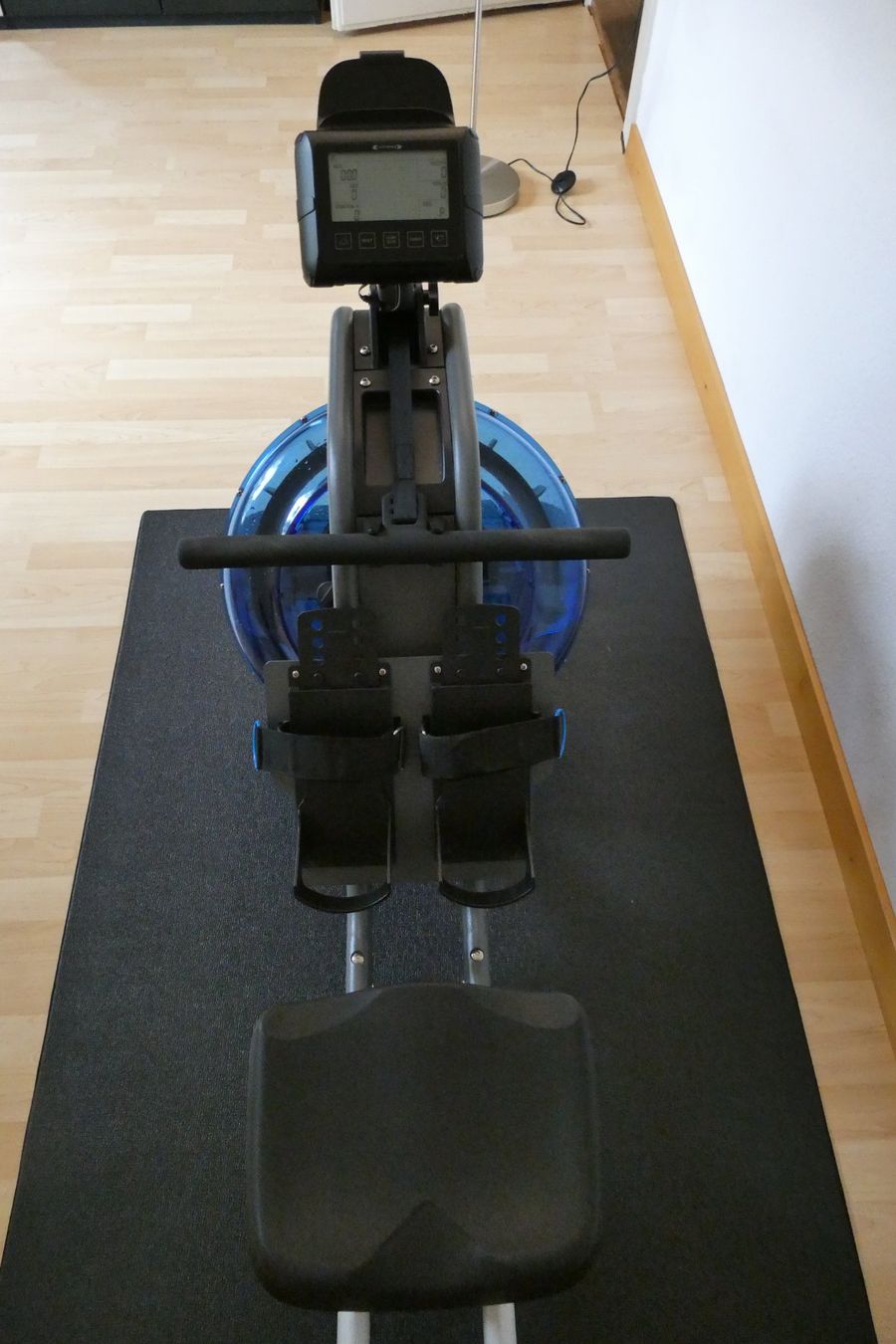 Hometrainer: Rudergerät mit Wasserwiederstand "Baltic Rower Pro" – Usato da Bern venduto da sbe_w5pn 2
